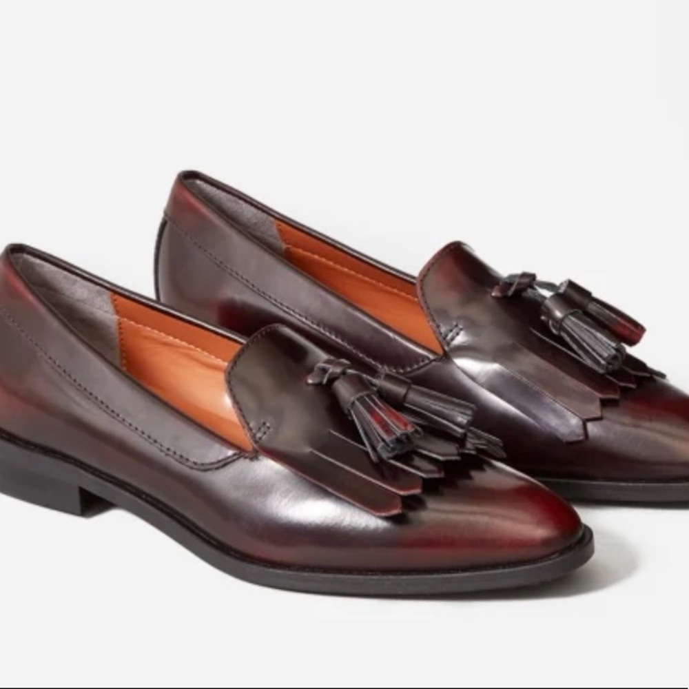 Never worn Everlane The Modern Tassel Loafers 7.5
